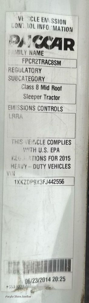 image for item EM2171 2015 Kenworth T880 semi truck