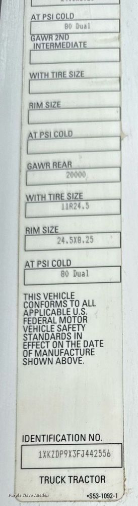 image for item EM2171 2015 Kenworth T880 semi truck