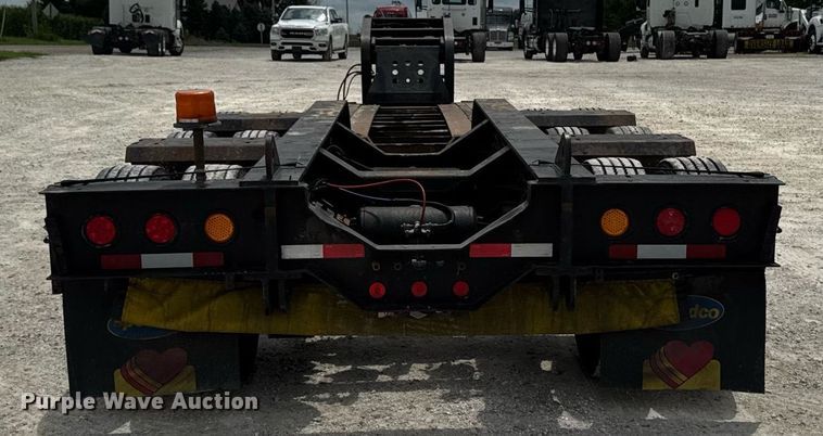 image for item EM2172 2000 Fontaine TL50-NGP lowboy equipment trailer