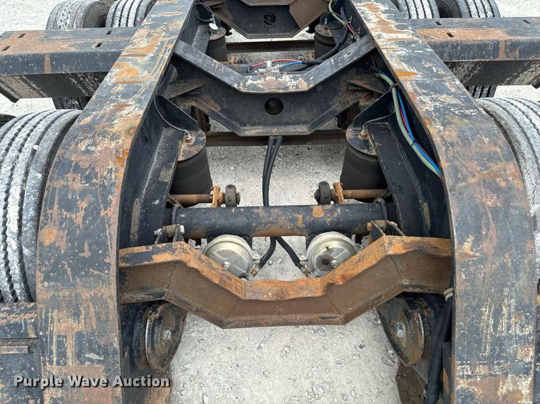 image for item EM2172 2000 Fontaine TL50-NGP lowboy equipment trailer