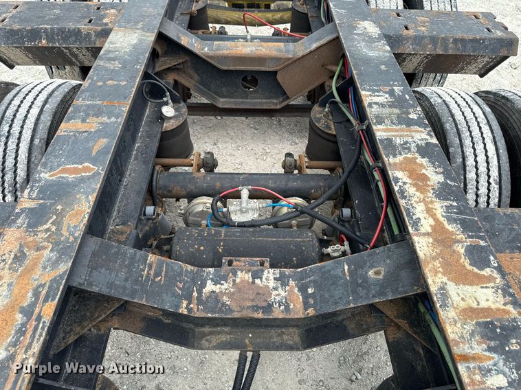 image for item EM2172 2000 Fontaine TL50-NGP lowboy equipment trailer