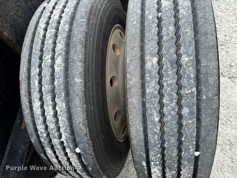 image for item EM2172 2000 Fontaine TL50-NGP lowboy equipment trailer