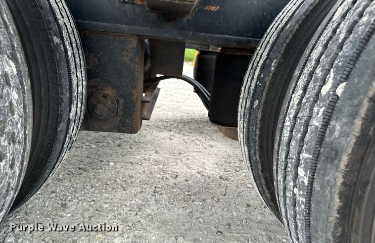 image for item EM2172 2000 Fontaine TL50-NGP lowboy equipment trailer