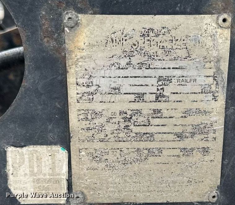 image for item EM2172 2000 Fontaine TL50-NGP lowboy equipment trailer