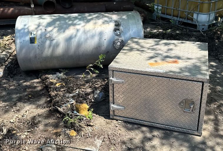 image for item EM2183 Truck accessories