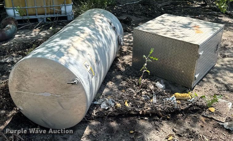 image for item EM2183 Truck accessories