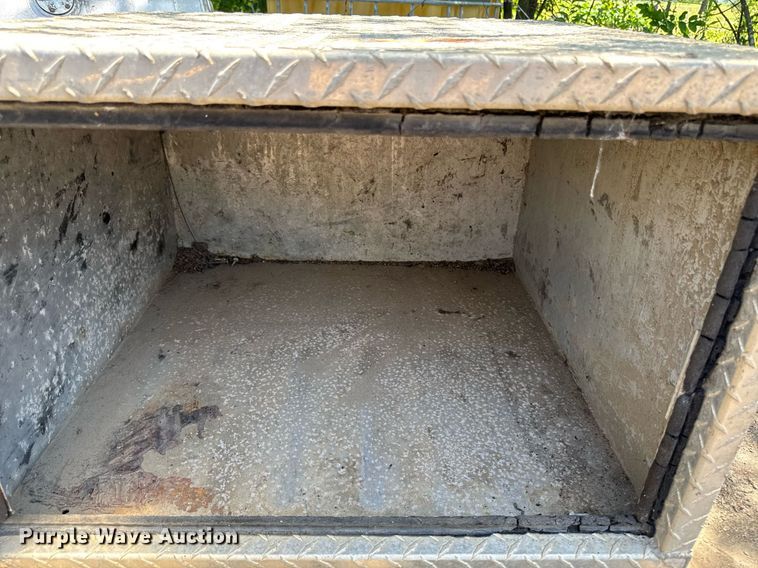 image for item EM2183 Truck accessories