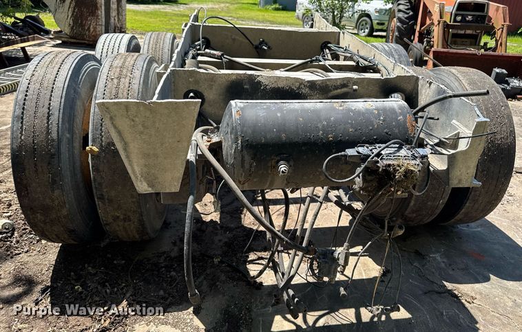 image for item EM2185 Rear axle assembly