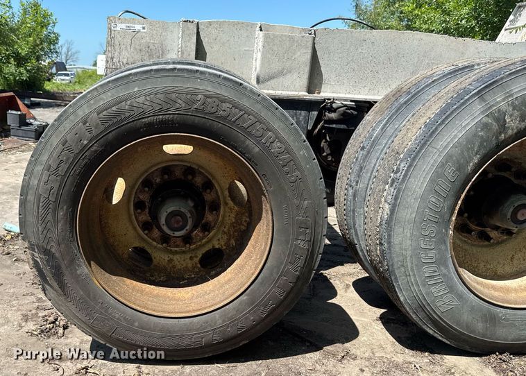 image for item EM2185 Rear axle assembly