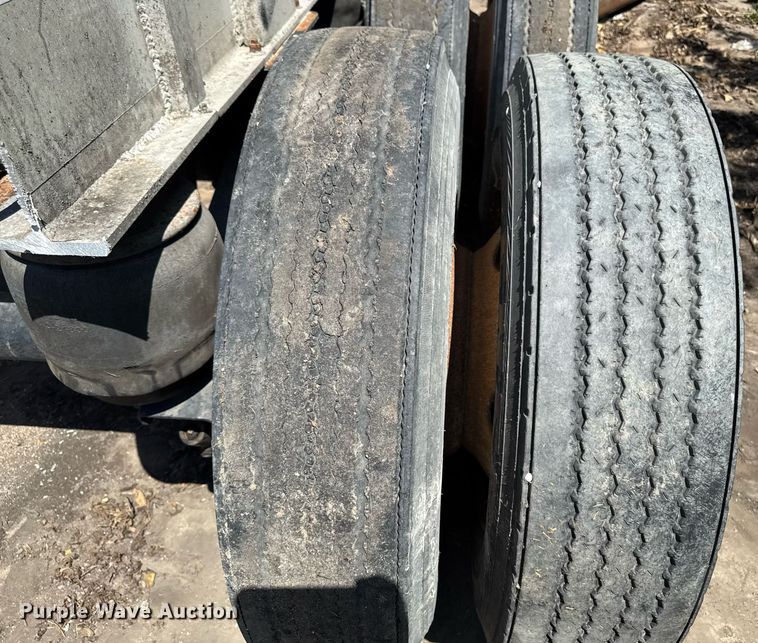 image for item EM2185 Rear axle assembly