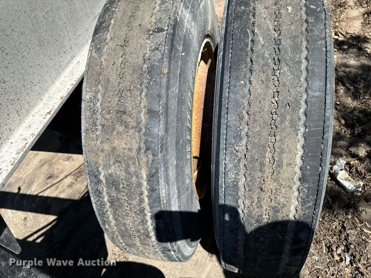 image for item EM2185 Rear axle assembly