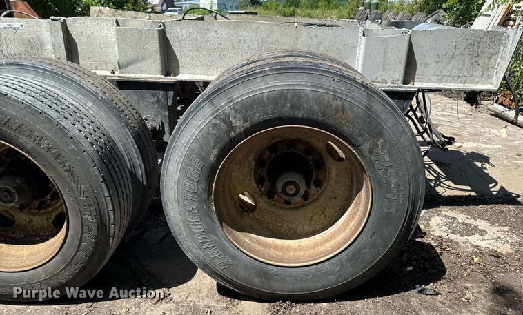 image for item EM2185 Rear axle assembly