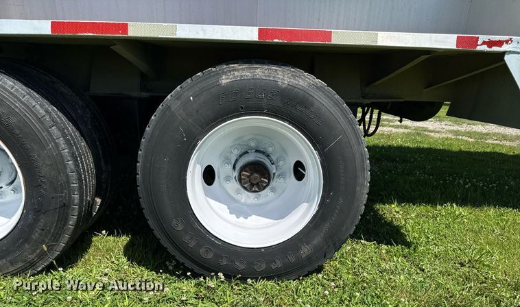 image for item EM2190 2003 Sudenga feed delivery trailer