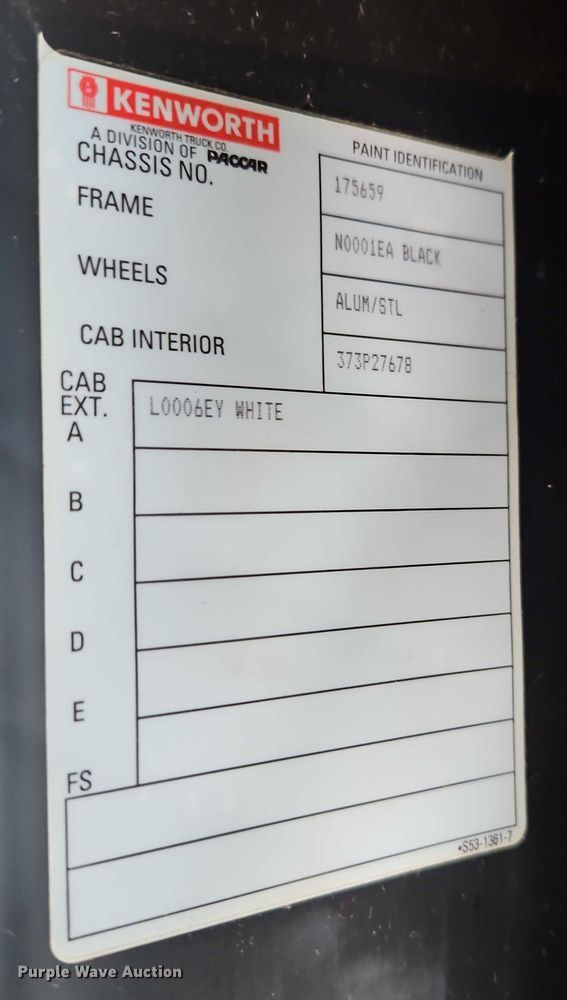 image for item EO4558 2018 Kenworth T680 semi truck