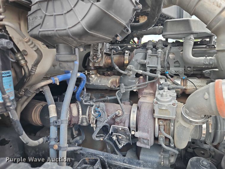 image for item EO4558 2018 Kenworth T680 semi truck