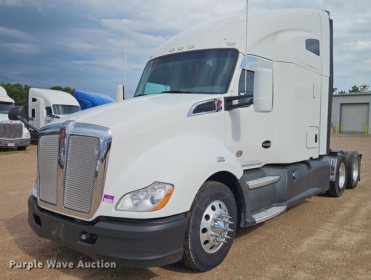 CAMIóN CAMAROTE 2017 KENWORTH