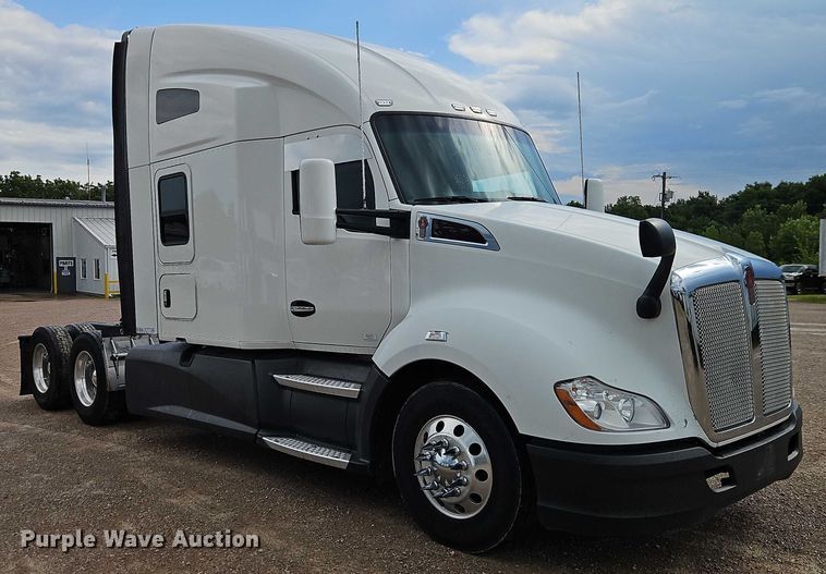 CAMIóN CAMAROTE 2017 KENWORTH