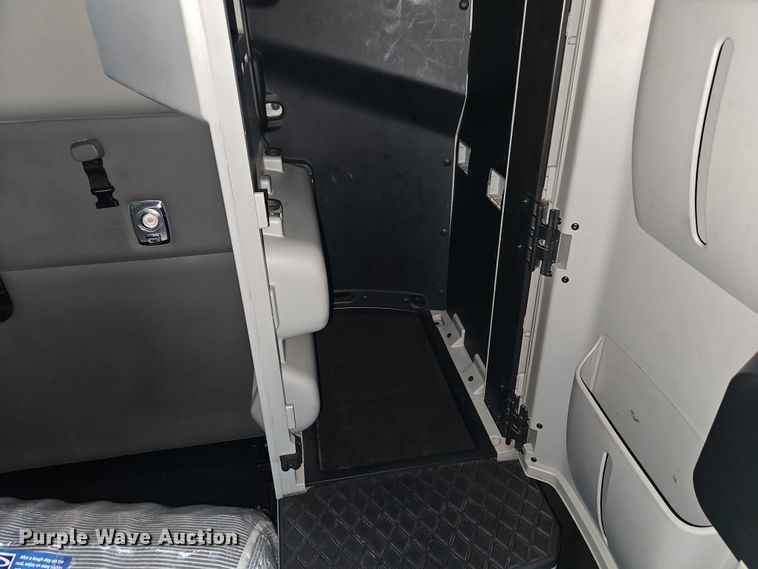 image for item EO4559 2017 Kenworth T680 semi truck