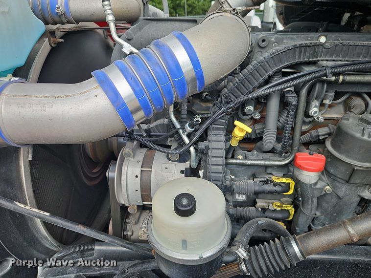 image for item EO4559 2017 Kenworth T680 semi truck