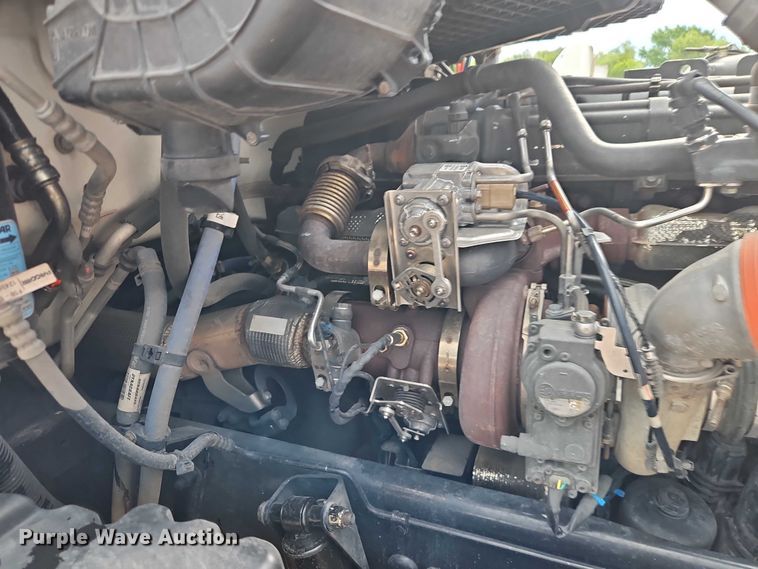 image for item EO4559 2017 Kenworth T680 semi truck