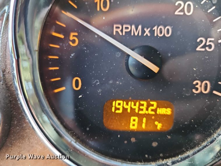 image for item EO4565 2006 Peterbilt 379 semi truck