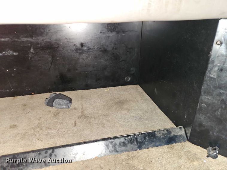 image for item EO4565 2006 Peterbilt 379 semi truck