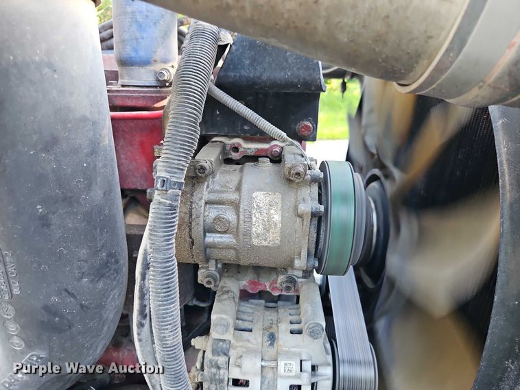 image for item EO4565 2006 Peterbilt 379 semi truck