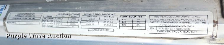 image for item EO4565 2006 Peterbilt 379 semi truck