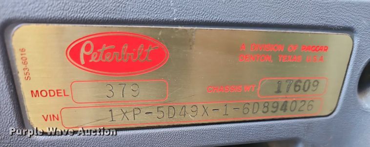 image for item EO4565 2006 Peterbilt 379 semi truck