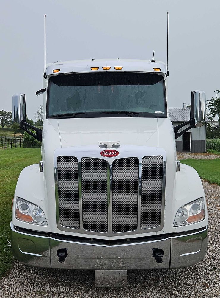 CAMIóN CAMAROTE 2016 PETERBILT