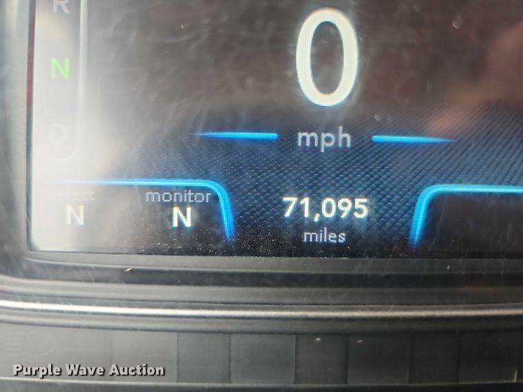 image for item EO4578 2021 International MV607 semi truck