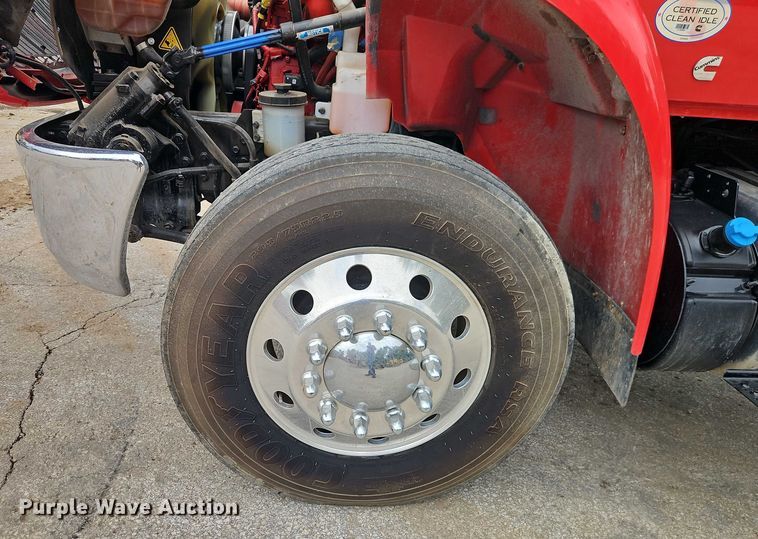 image for item EO4578 2021 International MV607 semi truck