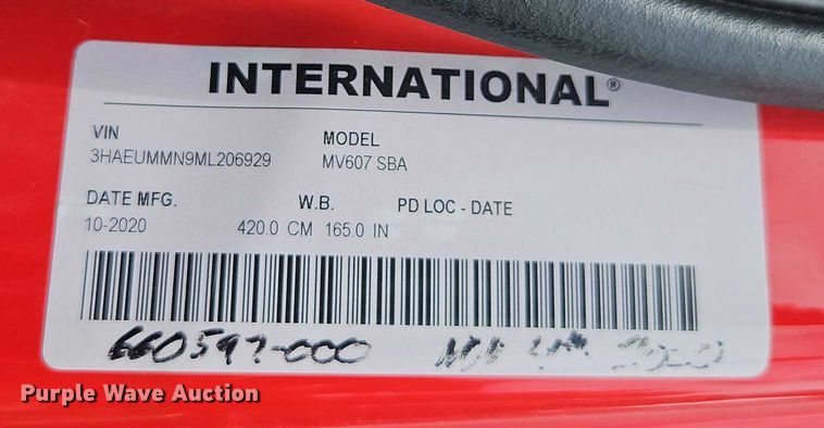 image for item EO4578 2021 International MV607 semi truck