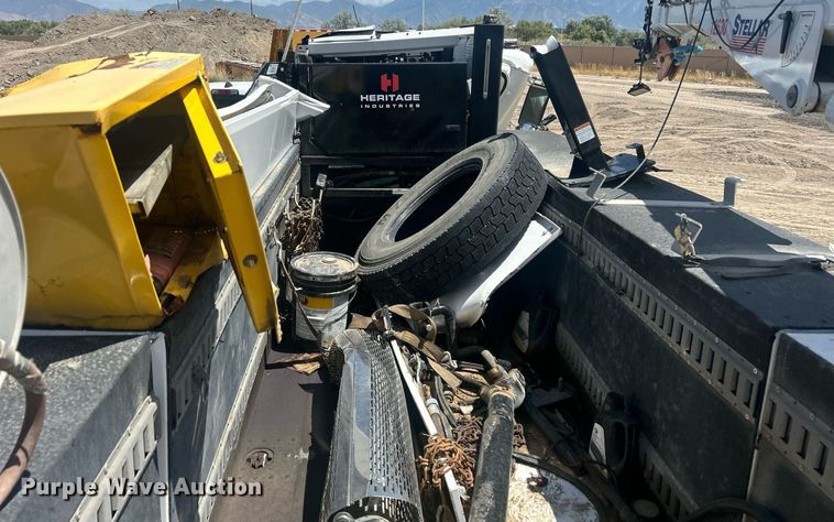 image for item EQ0511 2022 Peterbilt 337 utility / service truck