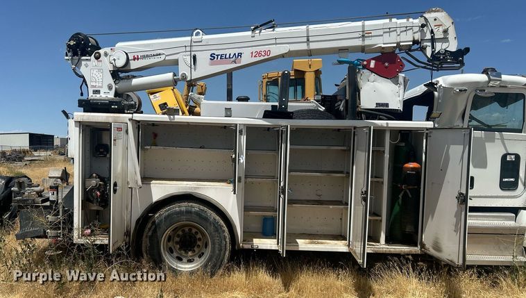 image for item EQ0511 2022 Peterbilt 337 utility / service truck