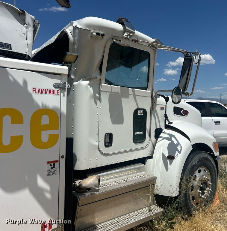 image for item EQ0511 2022 Peterbilt 337 utility / service truck