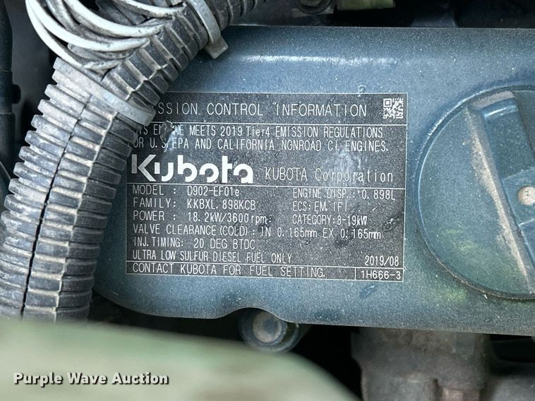 image for item EQ0512 2016 Peterbilt 337 utility / service truck