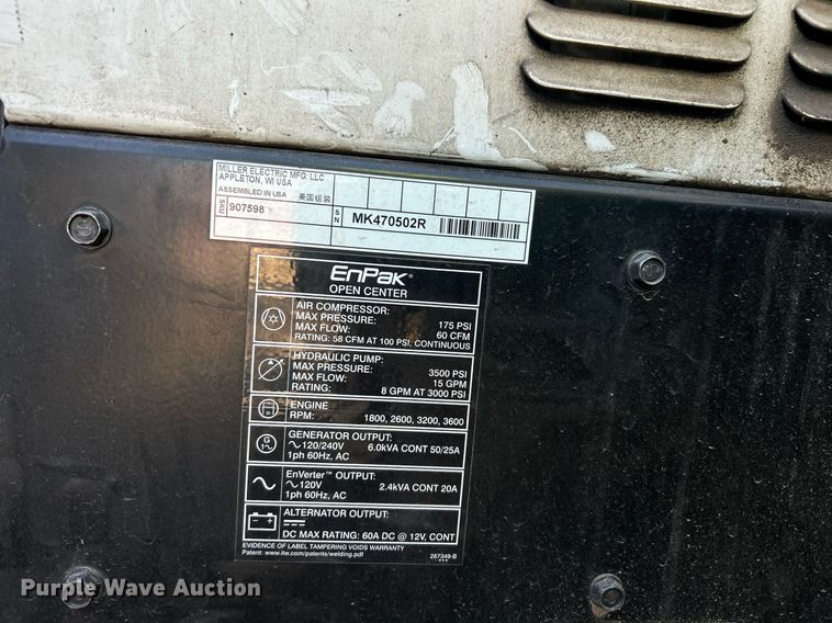 image for item EQ0512 2016 Peterbilt 337 utility / service truck