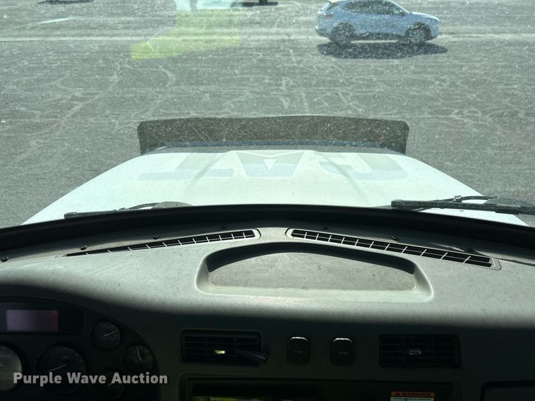 image for item EQ0512 2016 Peterbilt 337 utility / service truck