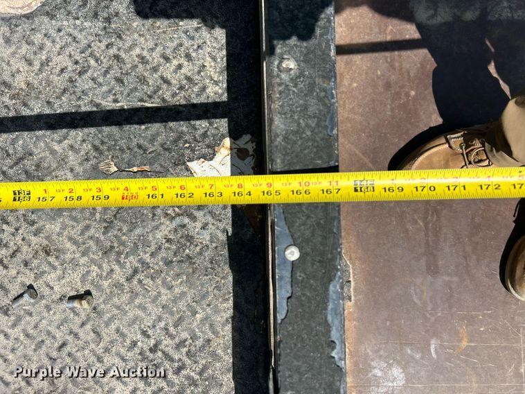 image for item EQ0513 2015 Peterbilt 337 utility / service truck