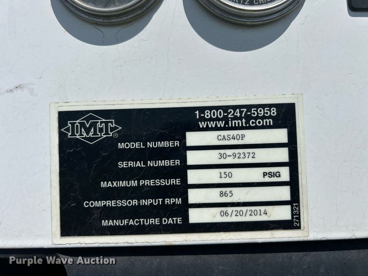 image for item EQ0513 2015 Peterbilt 337 utility / service truck