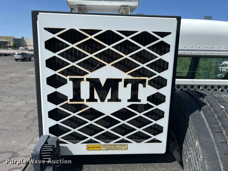 image for item EQ0513 2015 Peterbilt 337 utility / service truck