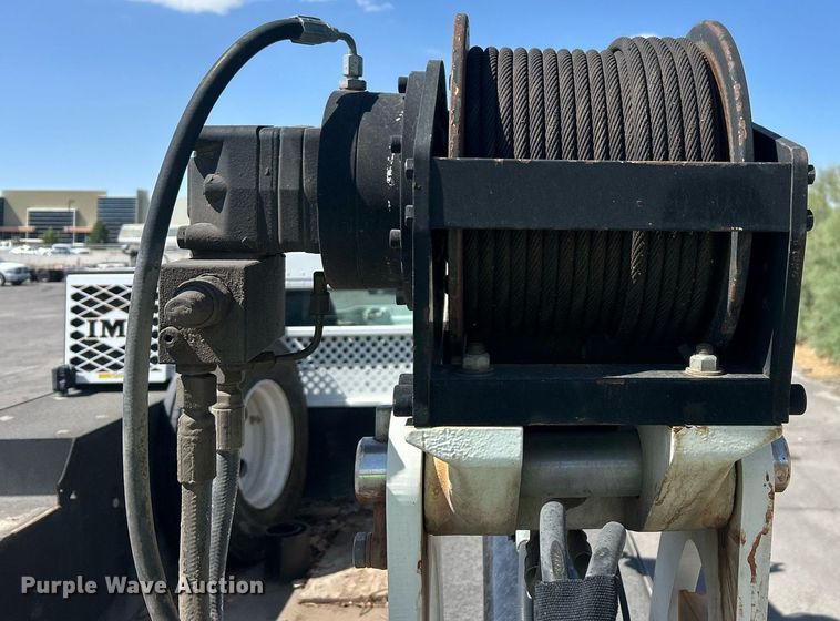 image for item EQ0513 2015 Peterbilt 337 utility / service truck