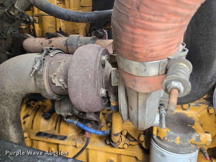 image for item EQ4071 2007 Ford F750 flatbed truck