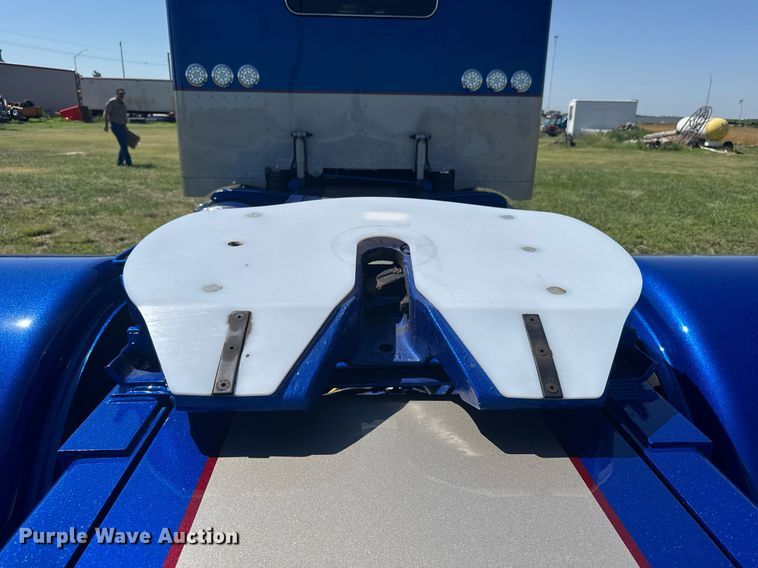 image for item ER2138 1978 Peterbilt 359 semi truck