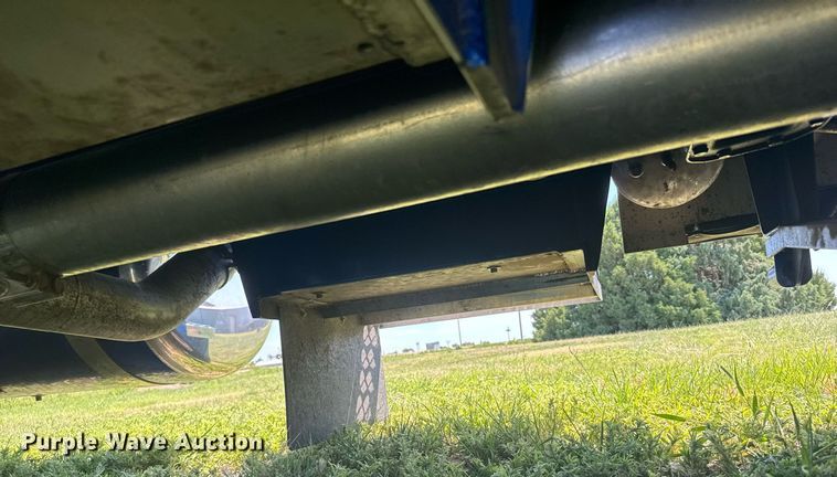 image for item ER2138 1978 Peterbilt 359 semi truck