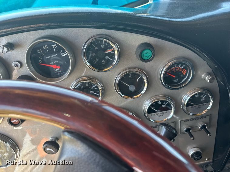 image for item ER2138 1978 Peterbilt 359 semi truck