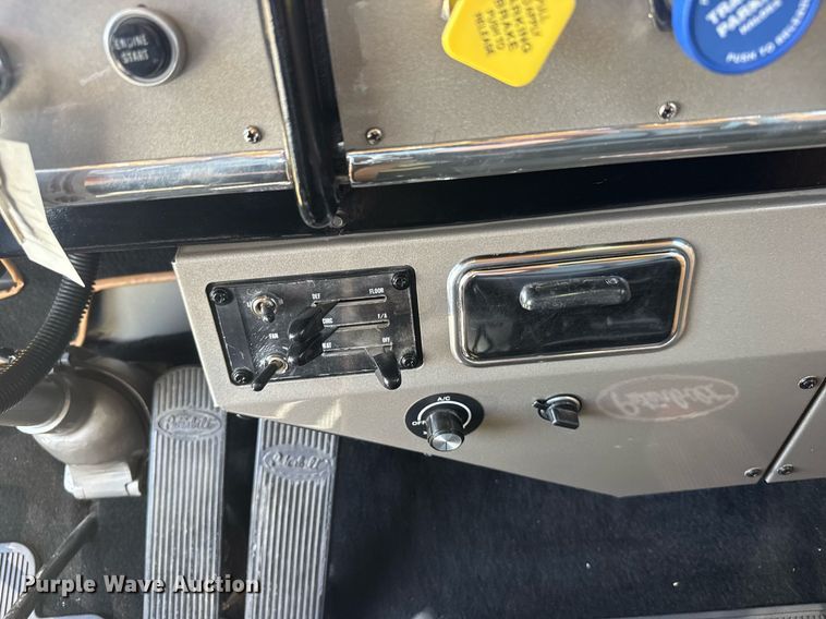 image for item ER2138 1978 Peterbilt 359 semi truck