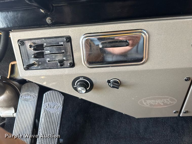 image for item ER2138 1978 Peterbilt 359 semi truck