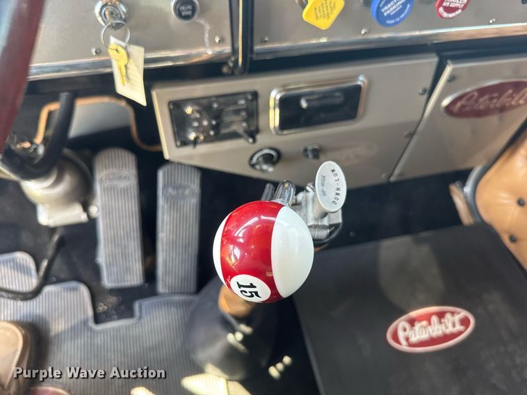 image for item ER2138 1978 Peterbilt 359 semi truck